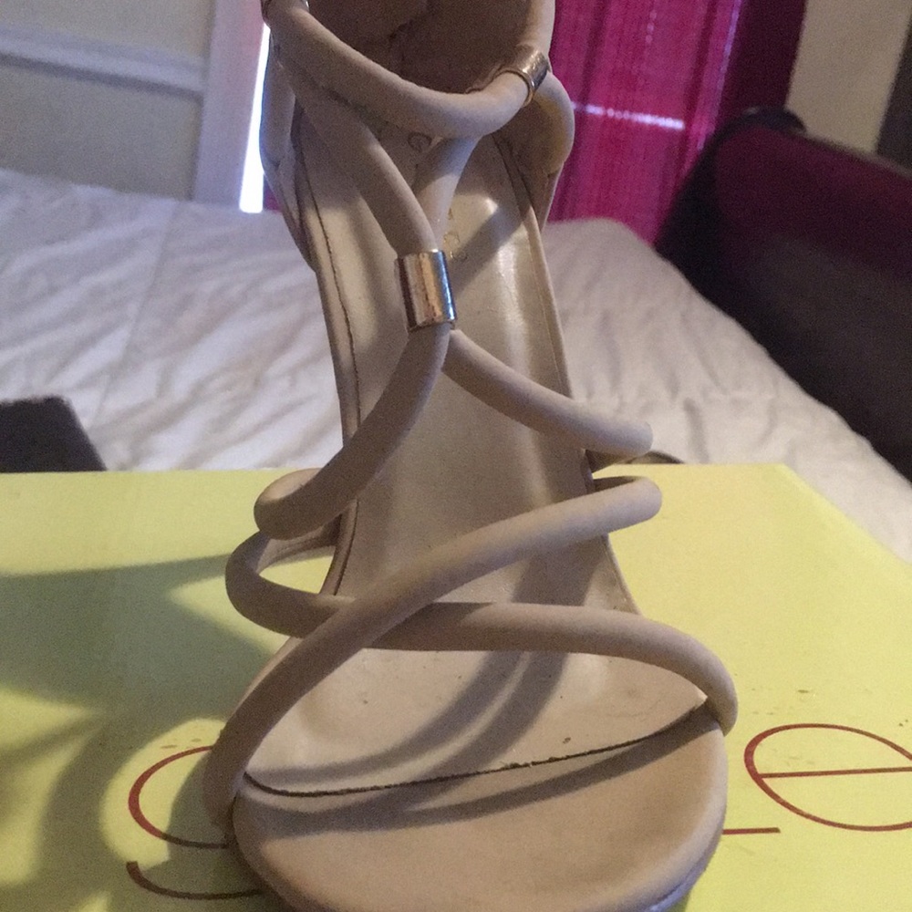 Normal wear - Picture 4 of 4